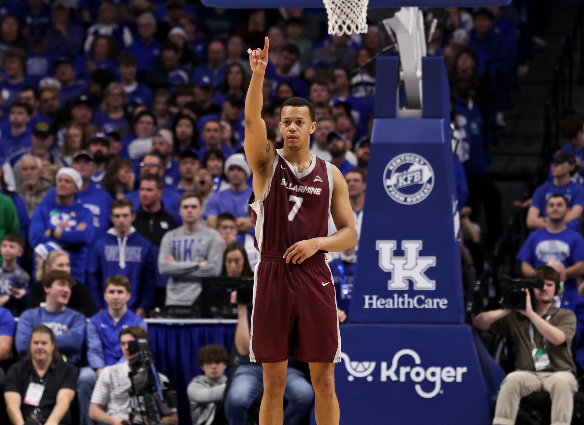 Bellarmine basketball athlete